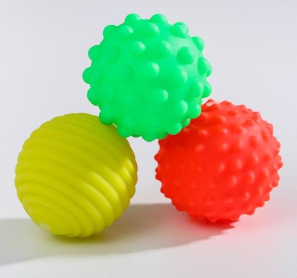 Подарочный набор развивающих, массажных мячиков «Фруктовая тусовка», 3 шт