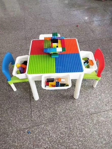 Столик 3 в 1 панель Lego+Песочница+Стол, 100 деталей блоков