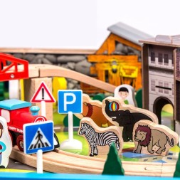 Железная дорога, 108 элементов, стол в комплекте