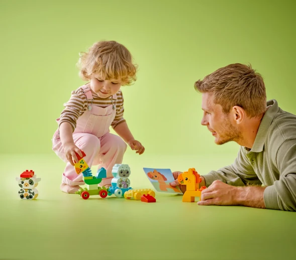 Конструктор LEGO DUPLO Поезд с животными 10412