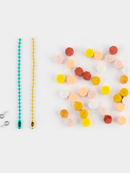 Набор для создания акриловых брелоков с наклейками и фигуркой из сургуча