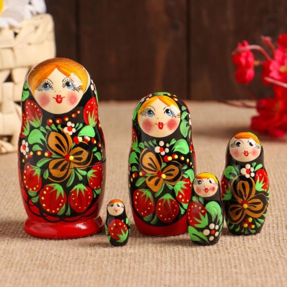 Матрёшка &quot;Хохломская&quot; Катя ягоды, 12-13 см, ручная роспись. Уценка: одна матрешка с трещиной