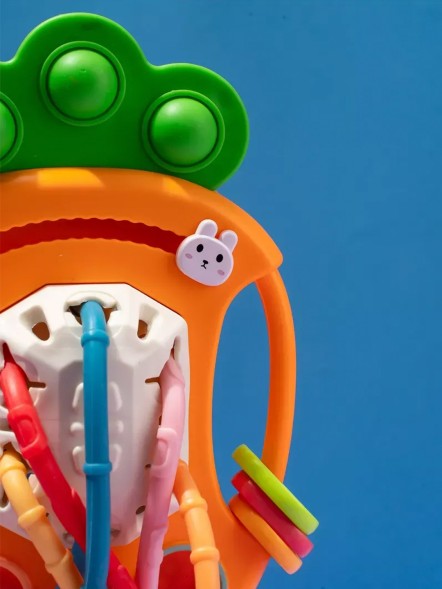 Развивающая игрушка «Морковка-тянучка»