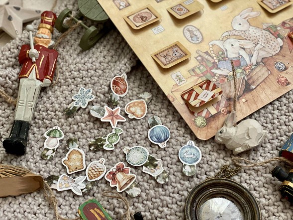 Лапин. Наряди ёлку. Игра-адвент