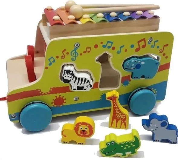 Машинка-сортер для малышей с металлофоном