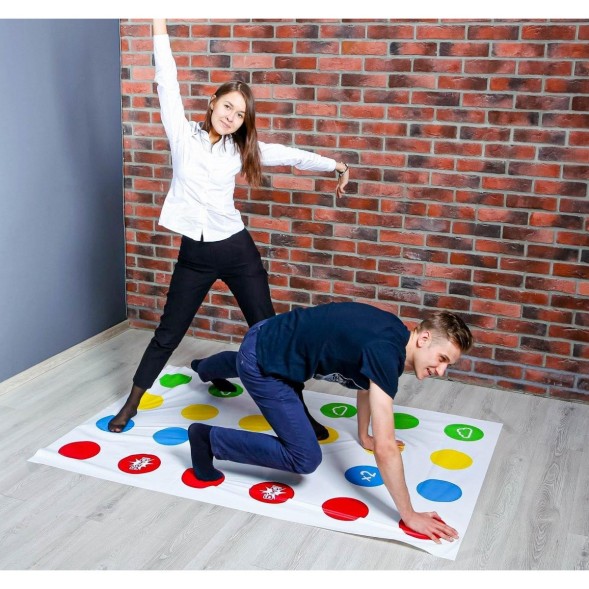 Подвижная игра «Твист-р Семейный»