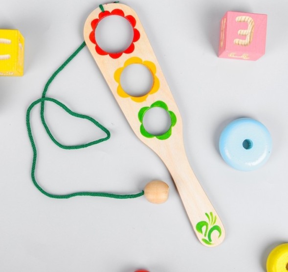 Игра «Поймай мяч», тройная