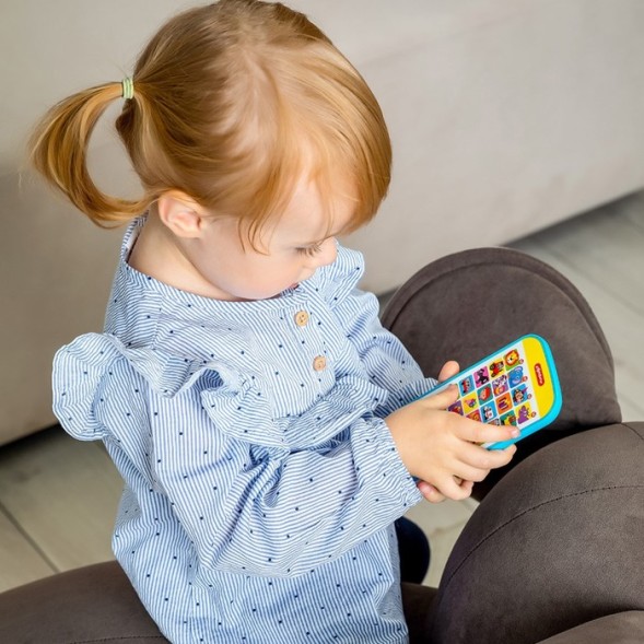 Музыкальный телефон «Любимые хиты. Весёлый мультиплеер»