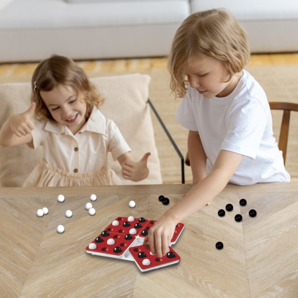 Настольная игра «Пентаго»