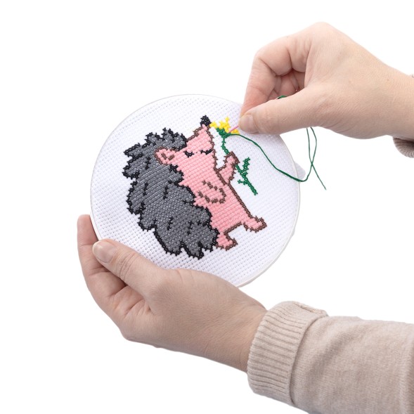 Набор для вышивки своими руками «Ёжик». Десятое королевство