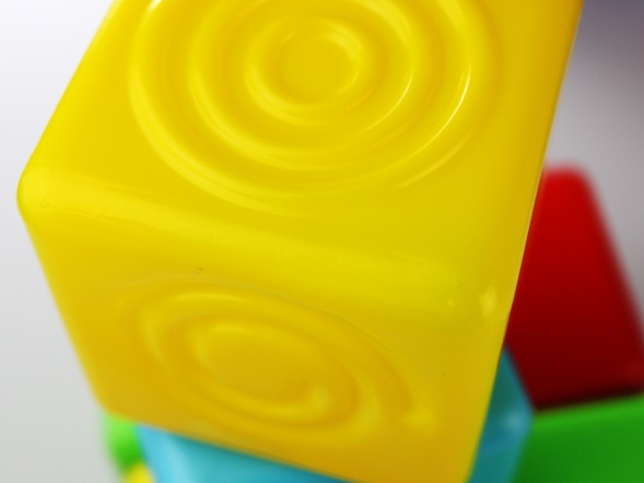 Тактильные кубики 12 штук в пакете