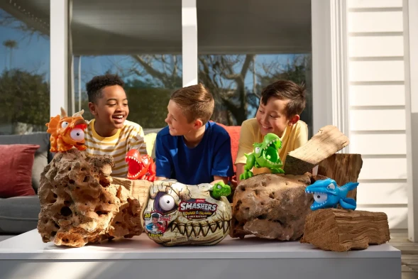 Набор игровой Smashers Битва динозавров маленький в непрозрачной упаковке (Сюрприз)