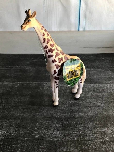 Игрушка "Дикие животные Африки" на выбор. Длина фигурок: 20-22 см. Высота: 8-12 см. - Жираф