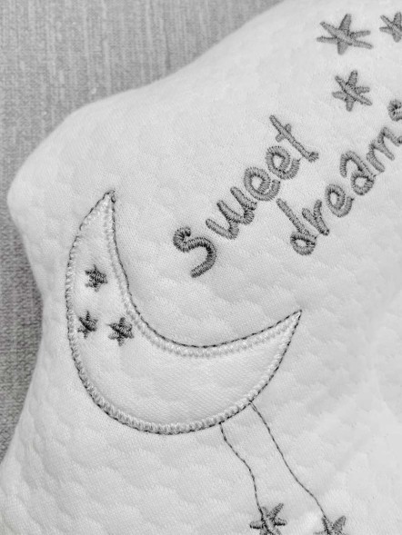 Подушка для новорожденного Sweet Dreams