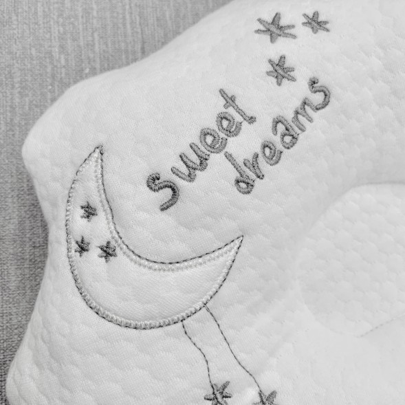 Подушка для новорожденного Sweet Dreams