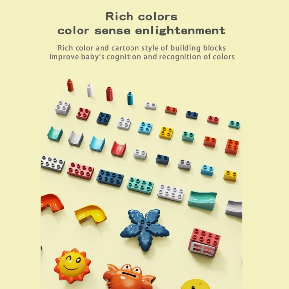 Развивающий конструкторы с шариками и горками Жираф, 213 крупных детали. Нижняя платформа в набор не входит