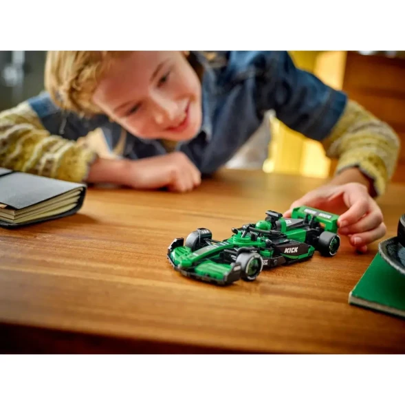 Конструктор LEGO Speed Champions Команда Кик Заубер 77247