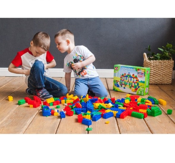 Конструктор «МОЙ ГОРОД: Семейный дом», 144 детали