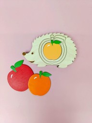 Многослойный пазл Ежик с яблоками, больше-меньше