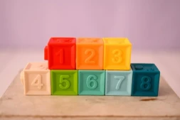 Набор тактильных кубиков Huanger Цифры, 8 шт