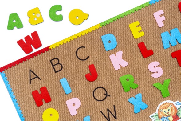Дидактический коврик "Английский алфавит"