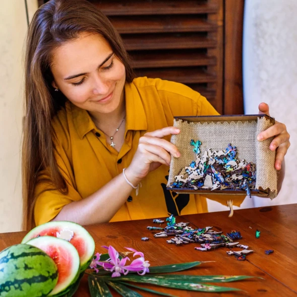 Деревянный пазл Серьезная панда, 215 деталей