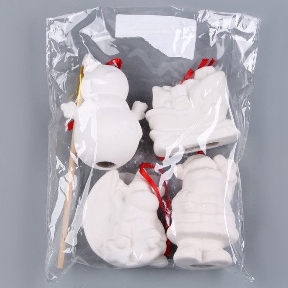 Ёлочные игрушки под раскраску «Волшебный», 4 шт., с подвесом, кисть